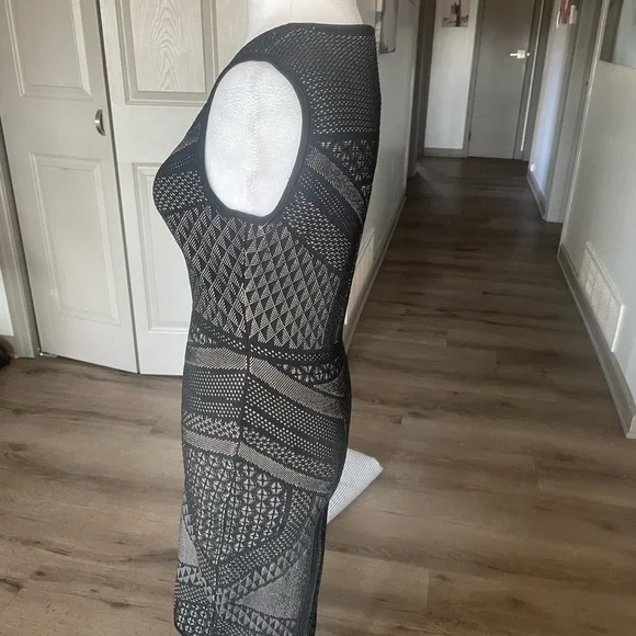 BCBG Max Azria Body-con Dress - Picture 6 of 7